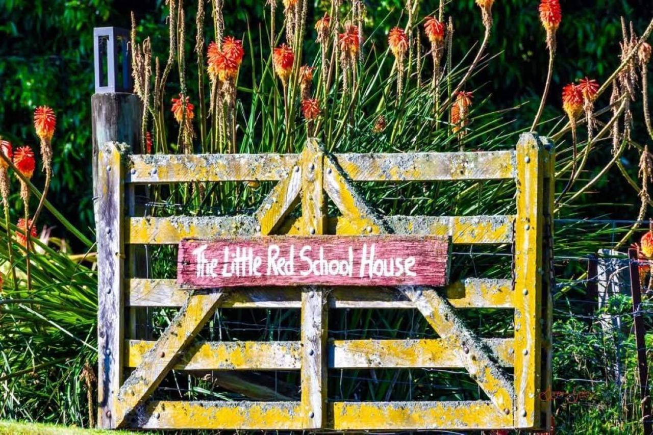 Little Red School House Villa Oamaru Eksteriør billede