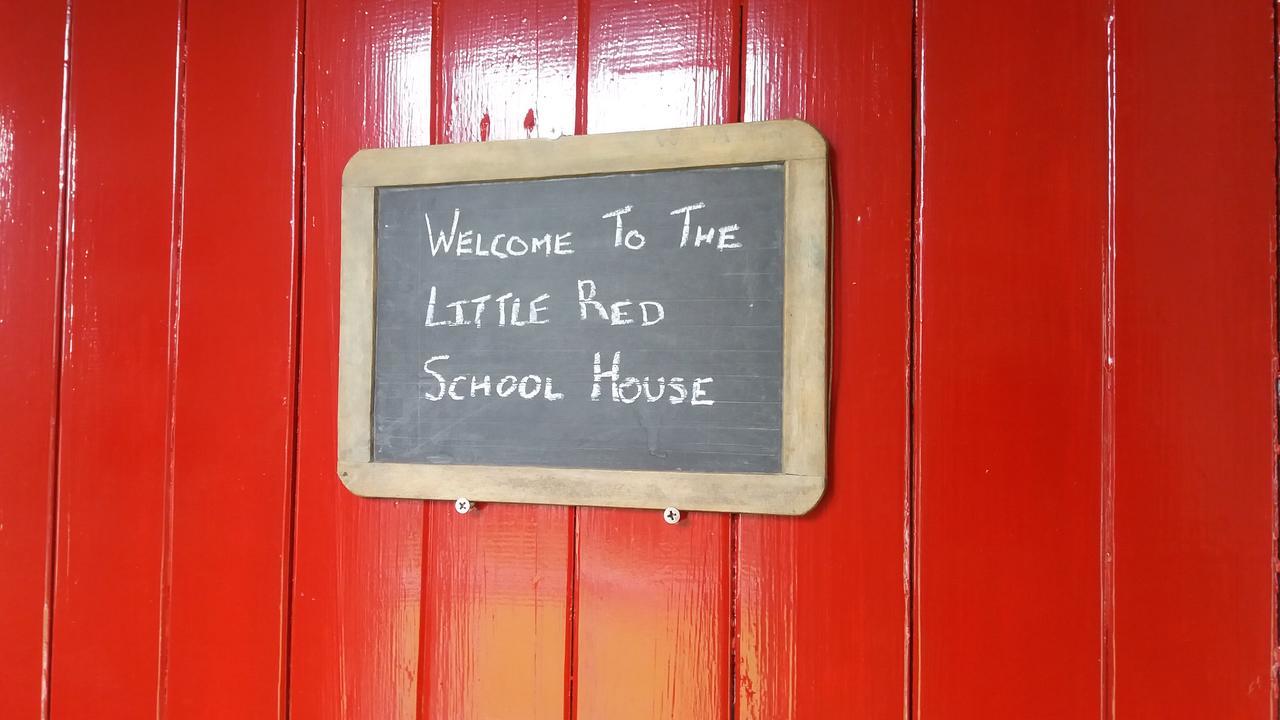 Little Red School House Villa Oamaru Eksteriør billede